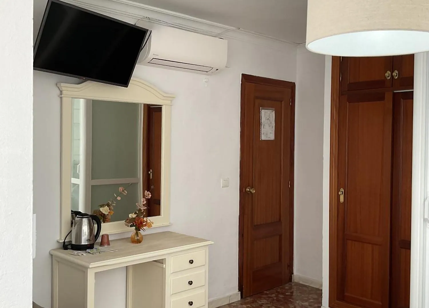 Hostal San Miguel By Croma Estepona Spanje